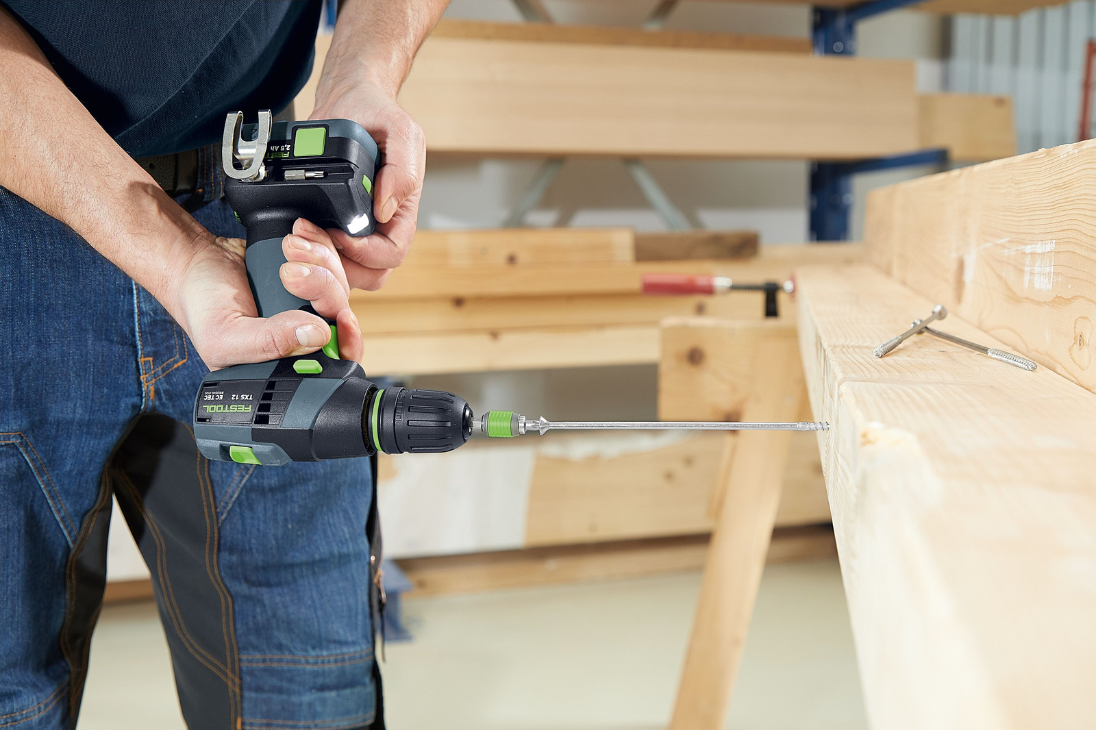 Duża moc wkrętarki Festool TXS 12 do długich śrub