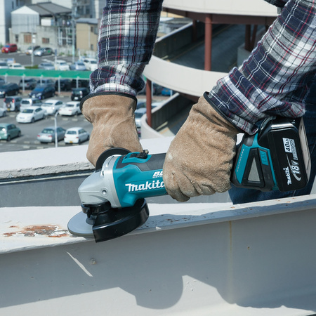 Makita Akumulatorowa szlifierka kątowa LXT 125mm 18V  DGA504ZJ