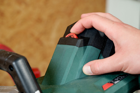 Pilarka Ukośnica Metabo KGSV 254 MC