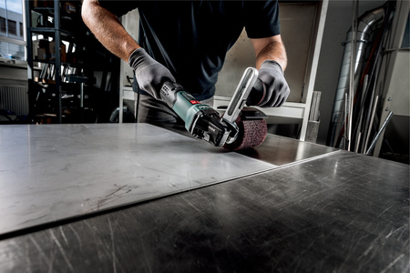 Metabo SE 17-200 RT Satyniarka