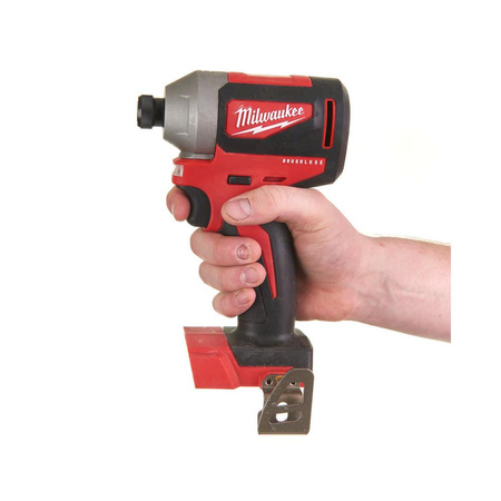 Milwaukee Zakrętarka udarowa 1/4" M18 CBLID-0 
