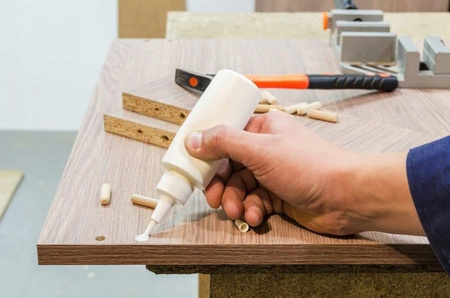 Titebond Instant Bond Wood Adhesive Rzadki Klej do drewna Szybkoschnący 56g